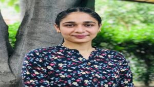 Read more about the article ਕਿਸਾਨ ਦੀ ਧੀ ਨੇ ਵਧਾਇਆ ਮਾਣ: ਪਹਿਲਾਂ UGC-NET, ਹੁਣ ਚੌਥੀ ਕੋਸ਼ਿਸ਼ ‘ਚ UPSC ‘ਚ AIR 15 ਰੈਂਕ ਕੀਤਾ ਹਾਸਿਲ