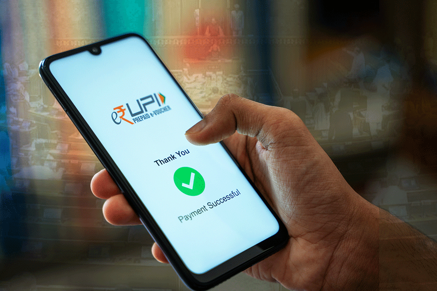 You are currently viewing UPI Payment: ਕੀ 2,001 ਰੁਪਏ ਤੋਂ ਵੱਧ ਦੇ UPI ਟ੍ਰਾਂਜ਼ੈਕਸ਼ਨ ‘ਤੇ ਲੱਗੇਗਾ ਚਾਰਜ? ਜਾਣੋ ਪੂਰਾ ਸੱਚ