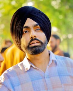 Read more about the article ਵੱਡੀ ਵਾਰਦਾਤ ਨਾਲ ਹਿਲਿਆ ਪੰਜਾਬੀ ਸੰਗੀਤ ਜਗਤ! ਕੈਨੇਡਾ ‘ਚ ਗਾਇਕ ਐਮੀ ਵਿਰਕ ਦੀ ਕਾਰ ‘ਤੇ ਚੱਲੀਆਂ ਗੋਲੀਆਂ |