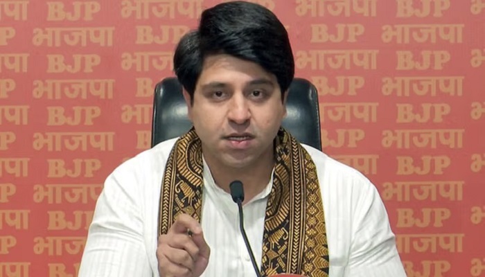 Read more about the article Political News: ਸ਼ਹਿਜ਼ਾਦ ਪੂਨਾਵਾਲਾ ਨੇ ਕਿਉਂ ਛੱਡਿਆ BJP ਦਾ ਸਾਥ? ਖੁਦ ਦੱਸੀ ‘ਅਸਲ ਕਹਾਣੀ’ |